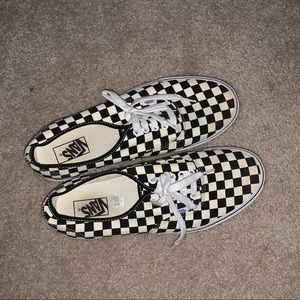 Low Top Vans
